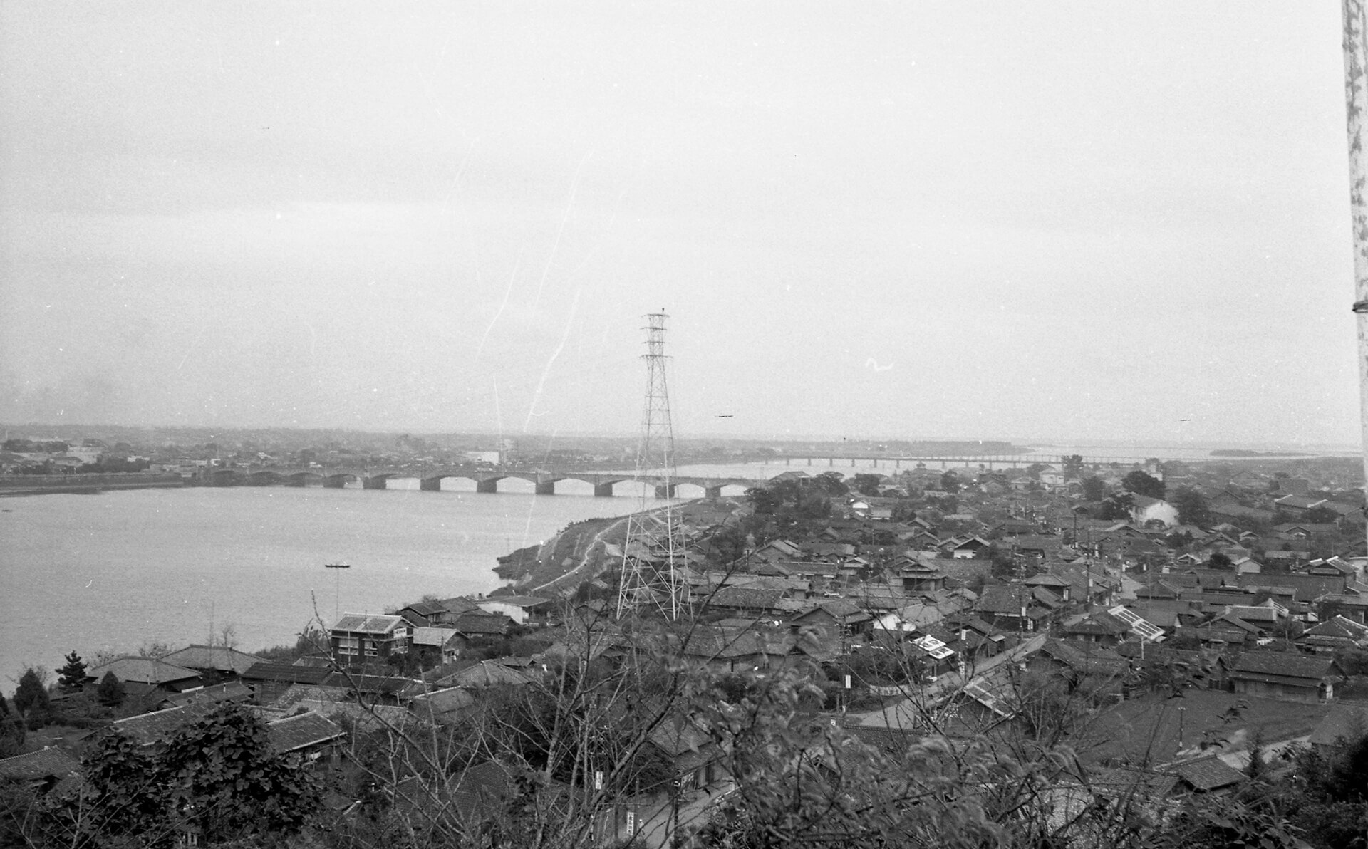 町