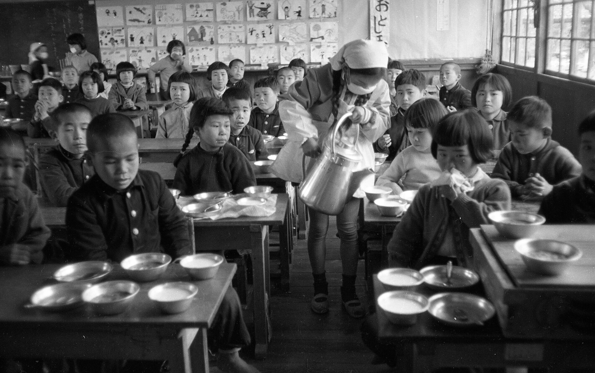 給食