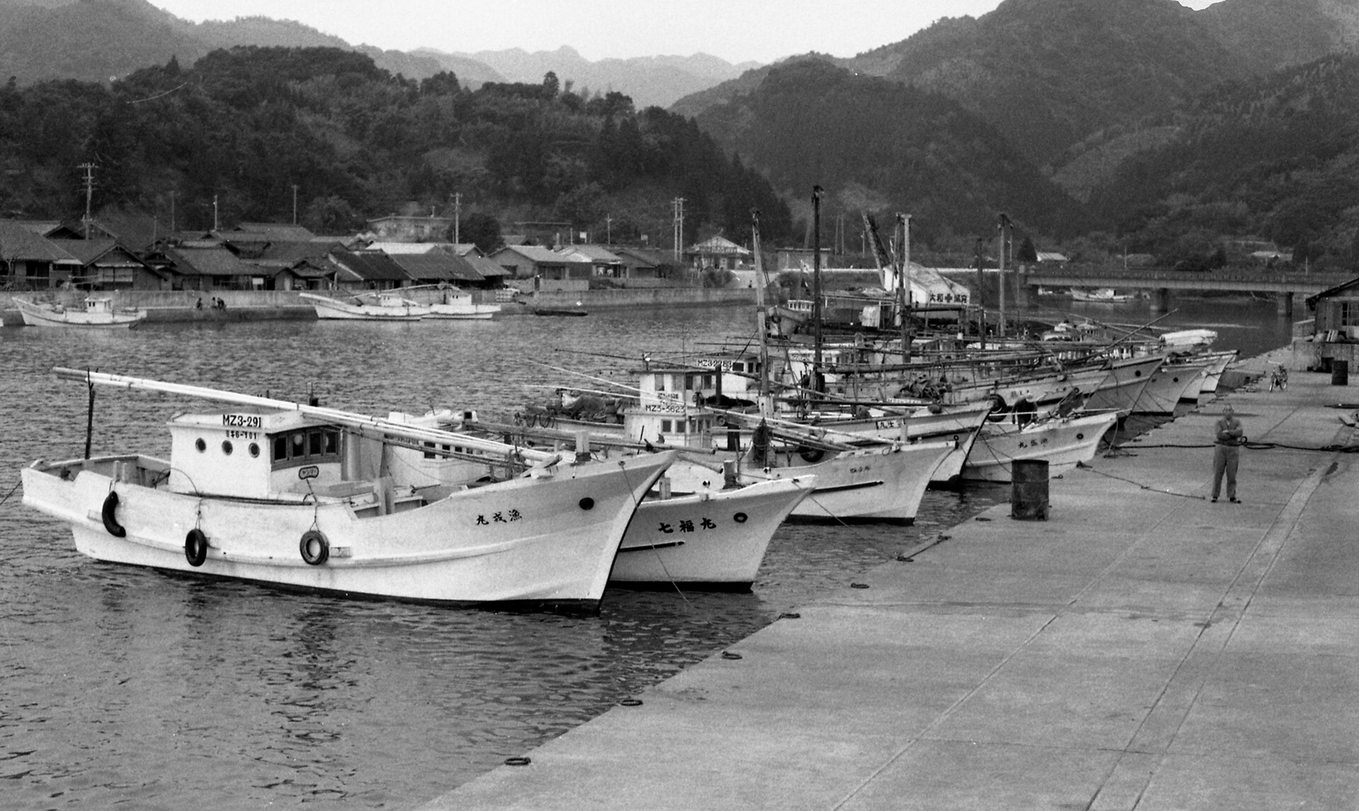 内海漁港漁船